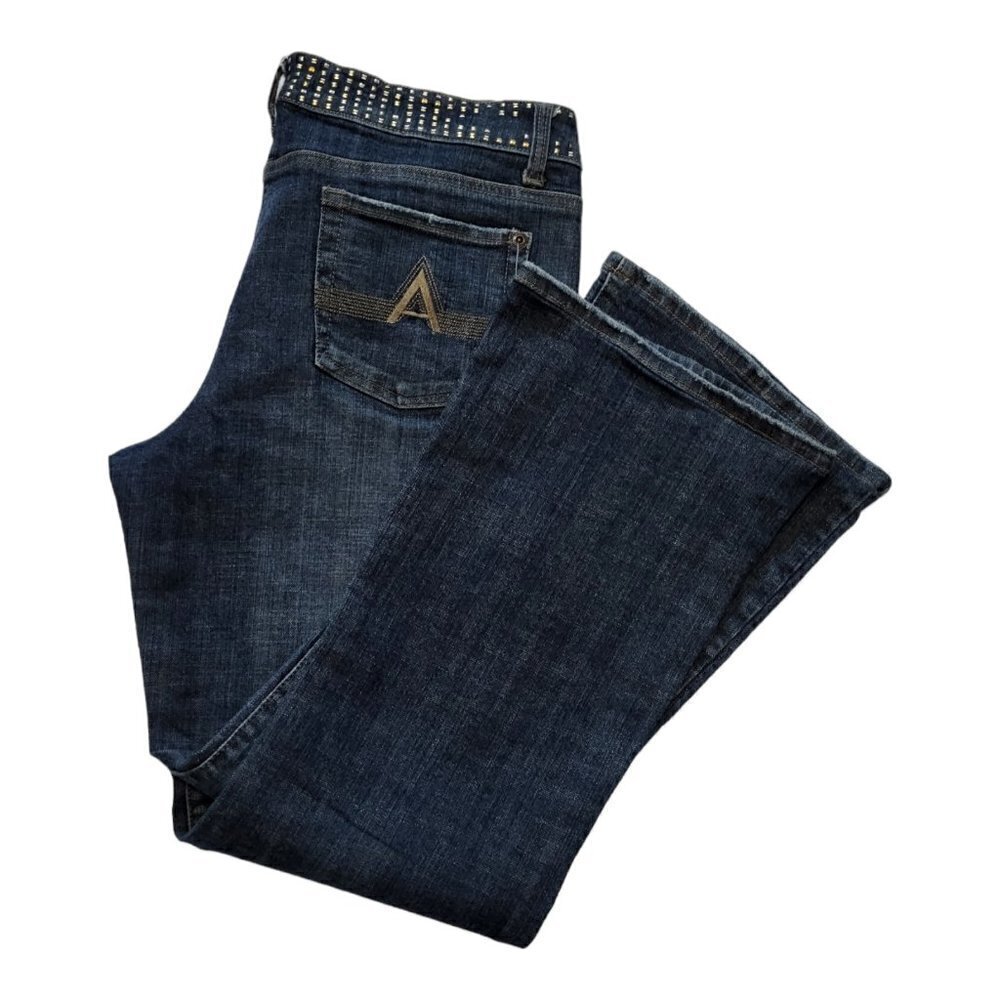 AMERICAN EXCHANGE Embellished Embroidered Distressed Bootcut Jeans Size 32 x 12